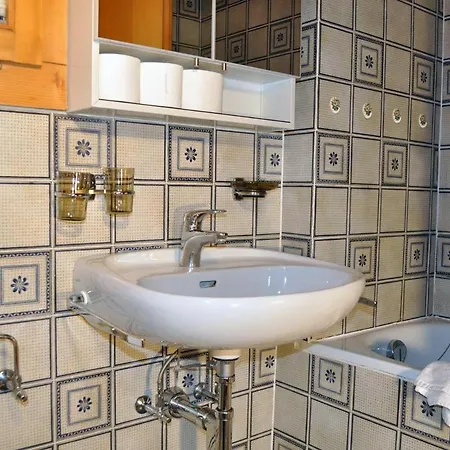 Chez Eddy Apartment *
